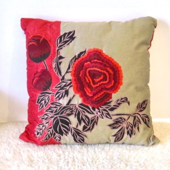 Decorative Embroidered Floral Print Throw Pillow - Picture 1 of 6